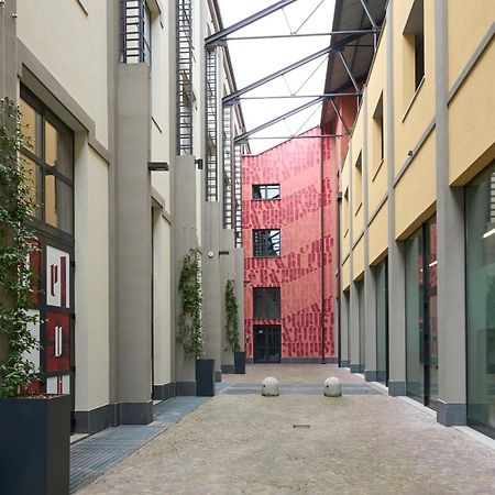 Luxury Design Loft - 20 Minutes From Duomo-Navigli Lägenhet Milano Exteriör bild